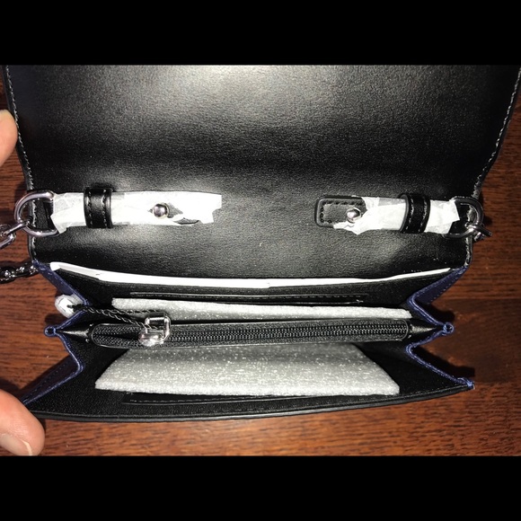 MARC JACOBS “Empire City” Pebbled Leather Wallet Crossbody Bag in Navy Blue - Picture 3 of 6